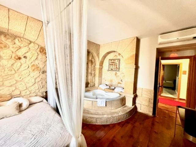 Hotel Castillo Bonavia Педрола Экстерьер фото