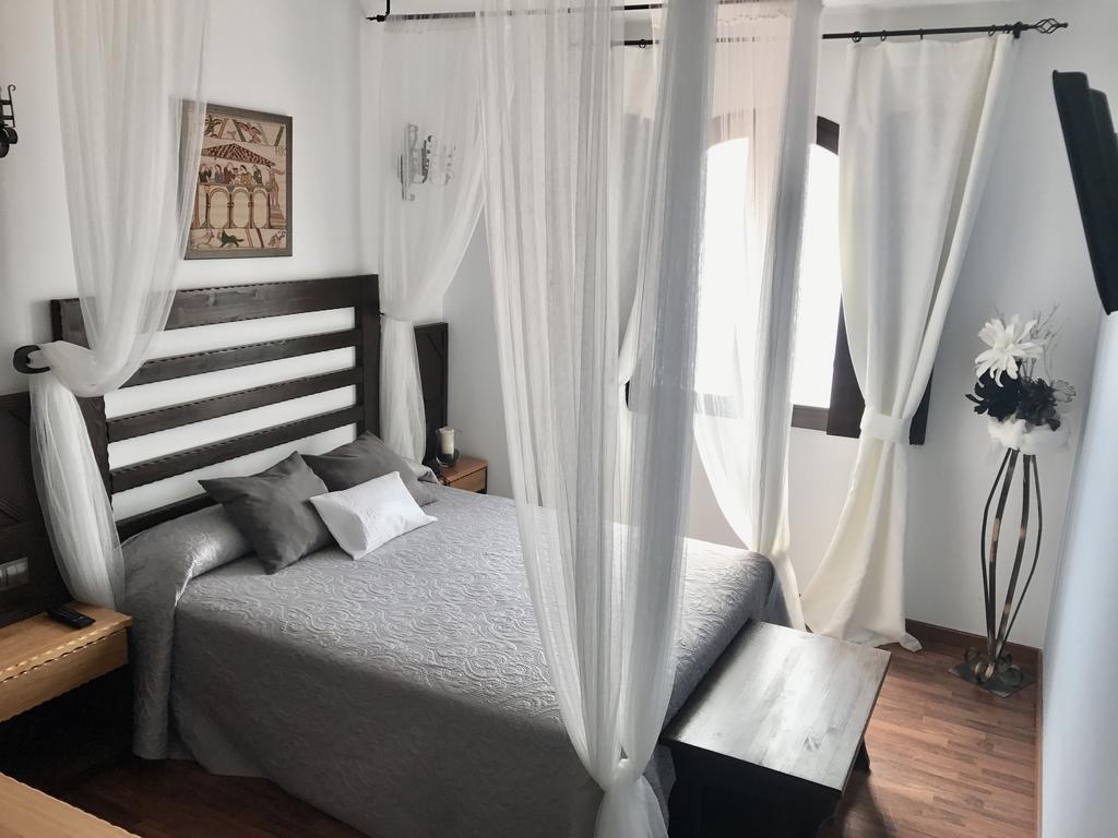 Hotel Castillo Bonavia Педрола Экстерьер фото
