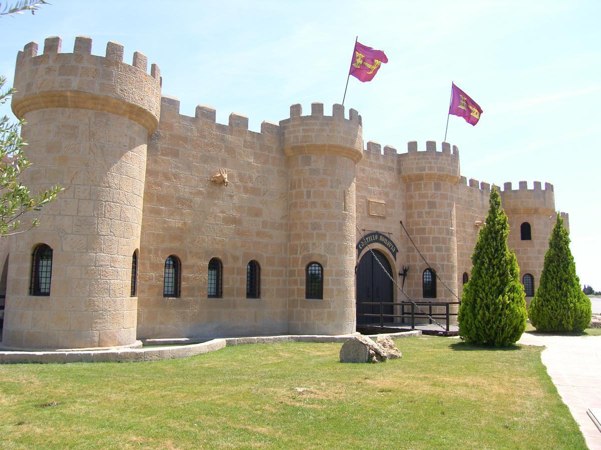 Hotel Castillo Bonavia Педрола Экстерьер фото