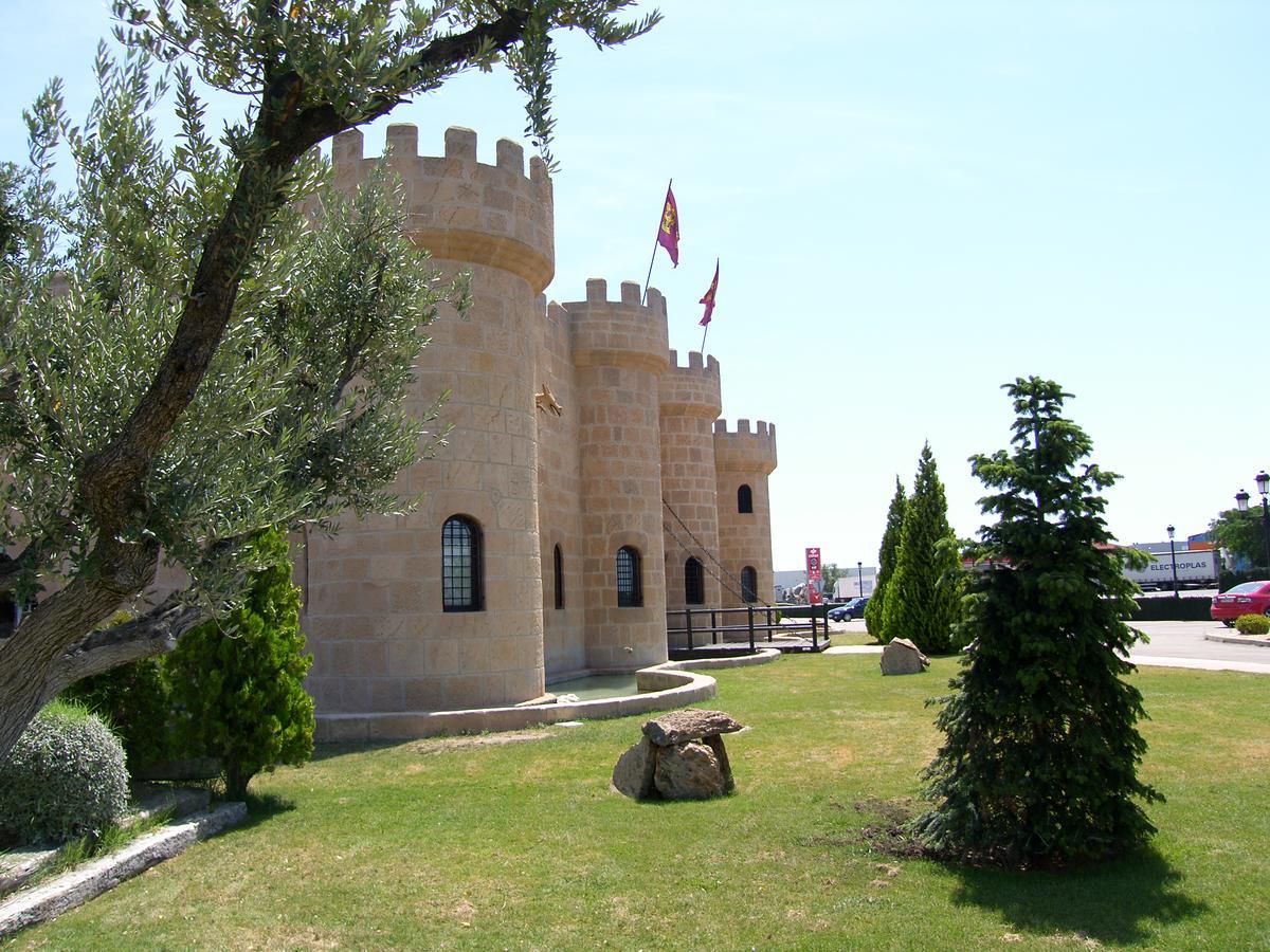 Hotel Castillo Bonavia Педрола Экстерьер фото